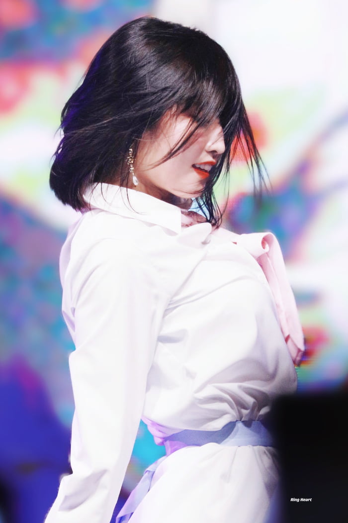Photo : Momo in her element!