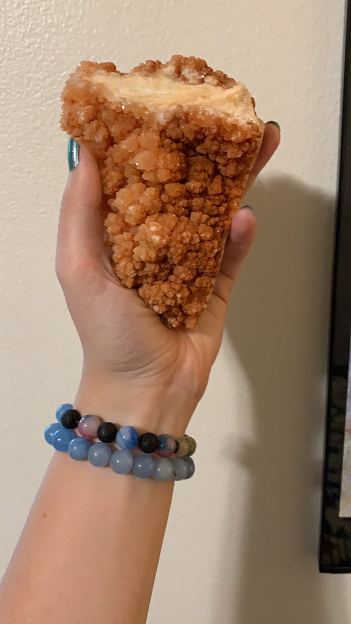 Woman Discovers Crystal That Looks Like Fried Chicken 9GAG