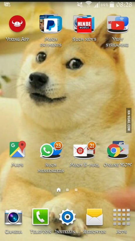 My gf says this is my worst mobile wallpaper I ever had, what do you guys  think? - 9GAG