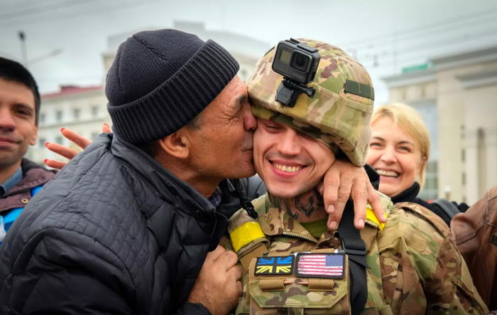 Pictures like this are beautiful. Congratulations Kherson for winning your independence. Imperialism doesn't belong to 21st century or civilized world.
