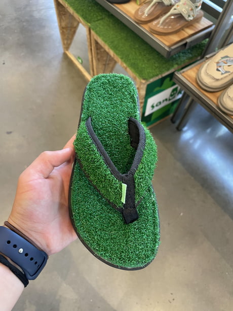 sanuk grass flip flops