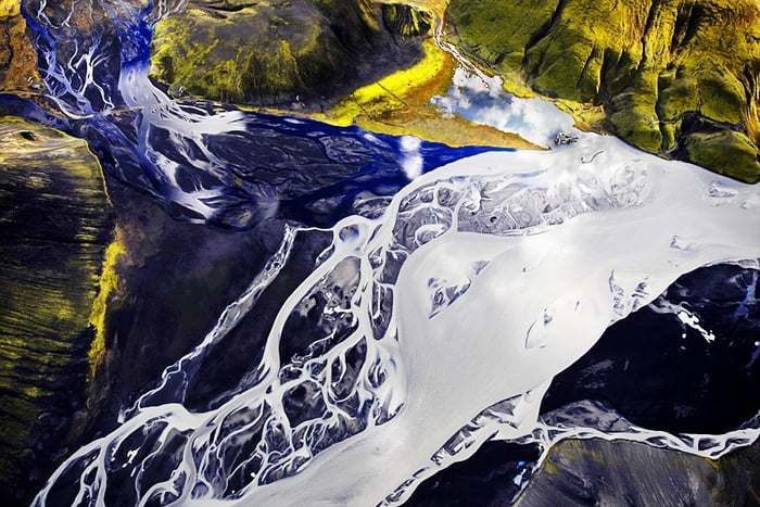 This Aerial View Of Iceland Looks Like An Abstract Painting Rivers In