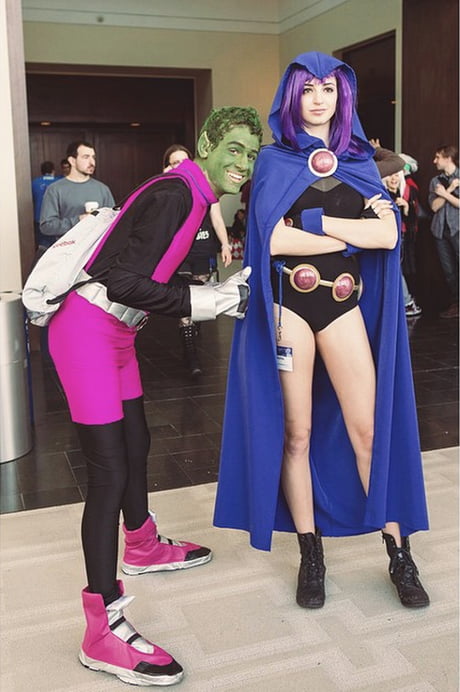 My cousin and I as Beast Boy and Raven - Anime Boston 2014 - 9GAG