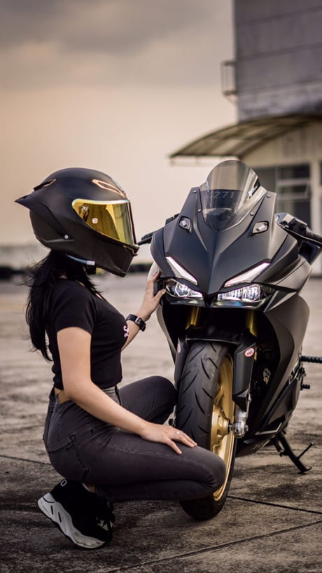 Honda cbr sale girl