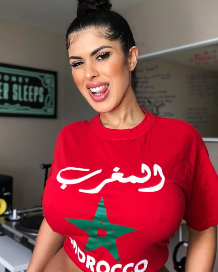 Busty Moroccan 9gag