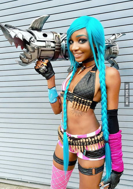 Jinx cosplay 9GAG