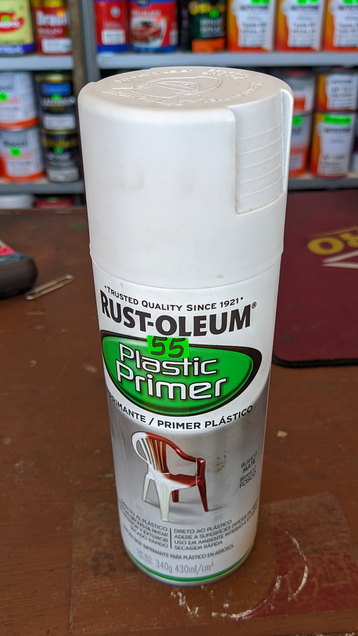 Is this a good primer? first time painting miniatures 9GAG