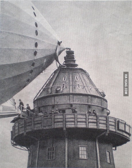 The Blimp Docking Station Atop The Empire State Building 9gag The Blimp Docking Station Atop The Empire State Building 9gag