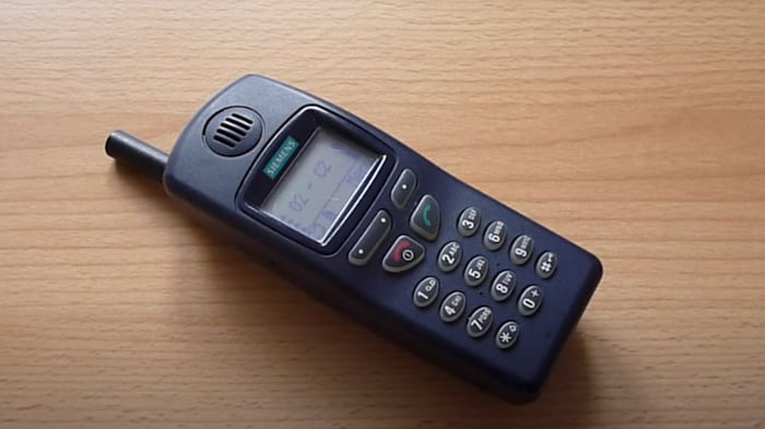 Siemens C25 my 1st Mobile, let me see your first Mobile - 9GAG