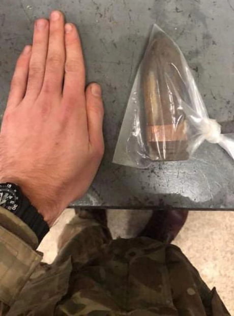 bomb squad called to hospital after doctors find wwii shell stuck in man s rectum 9gag bomb squad called to hospital after doctors find wwii shell stuck in man s rectum 9gag