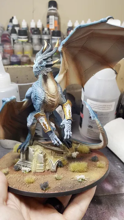 My Einhyr Champion of the Kronus Hegemony I painted for a recent WarComm  article. - 9GAG