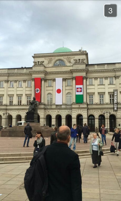 So today I received a snapchat from Warsaw…