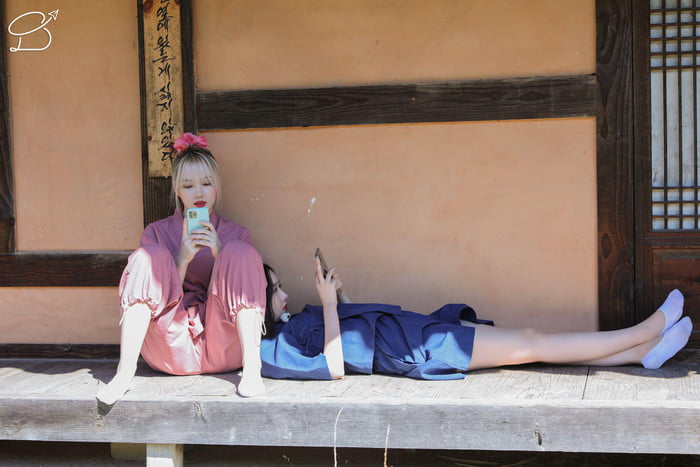 Photo : A more casual Yerin & SinB!