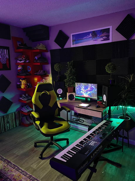 Bedroom Recording Studio 10 Years In The Making 9gag