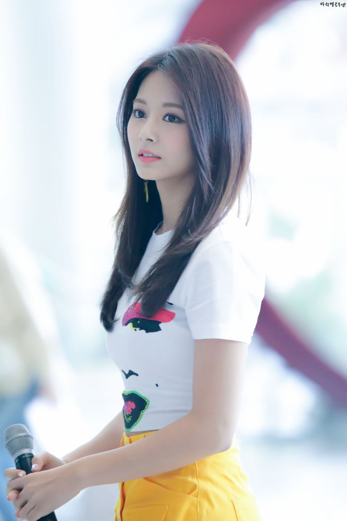 Photo : Tzuyu