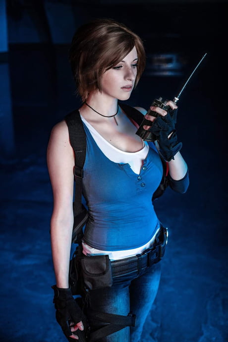 Who plays Jill Valentine in Resident Evil 3 remake game