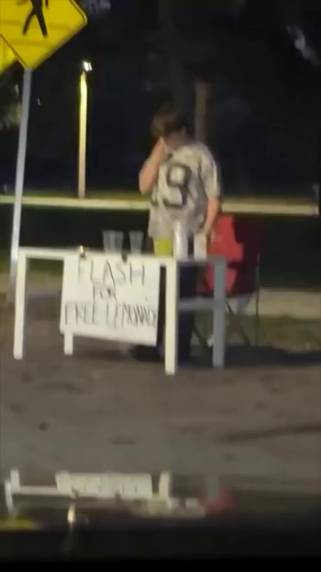 Flash for free lemonade