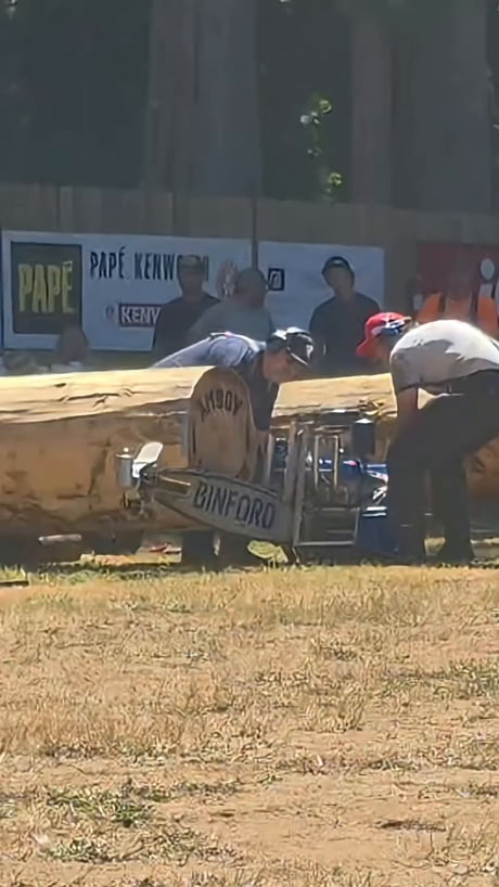 V8 chainsaw