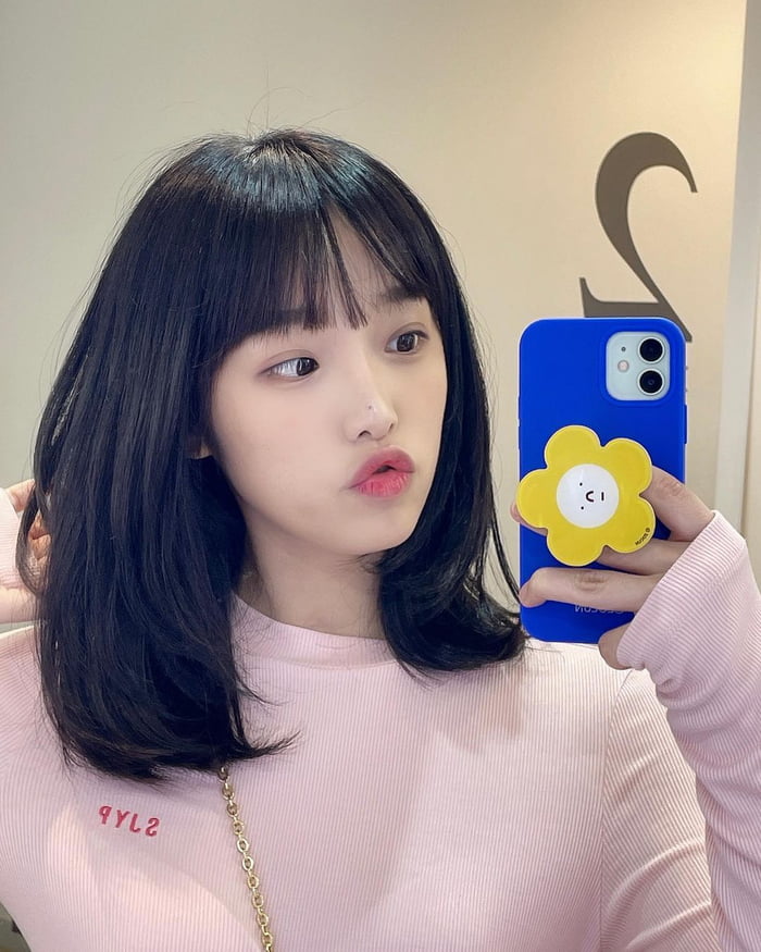 Photo : Yena with her new haircut