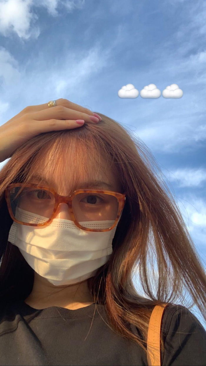 Photo : Twicetagram story update - Pretty Nayeon