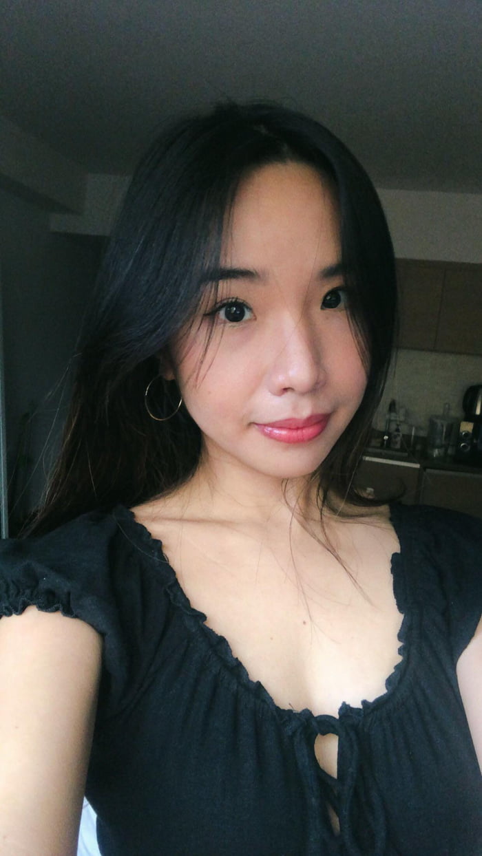 It’s me, hi 👋 👋 👋 - 9GAG