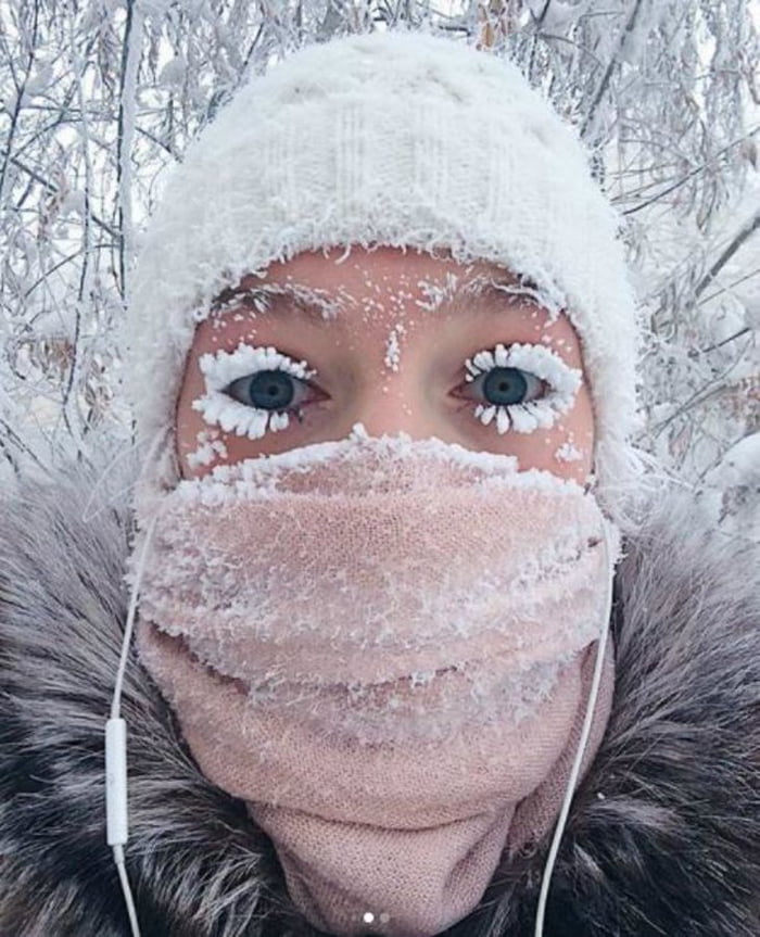 World’s Coldest Village Drops To -80°, In Oymyakon, Siberia. - 9GAG