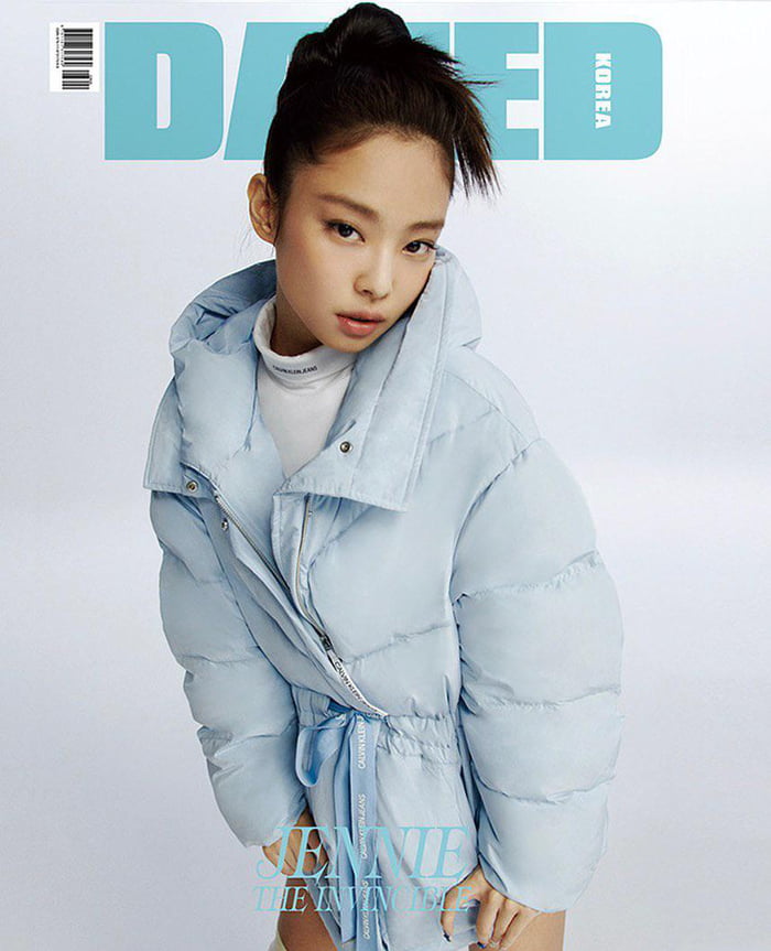 Photo : Jennie for Dazed Korea 2021 Holiday Edition
