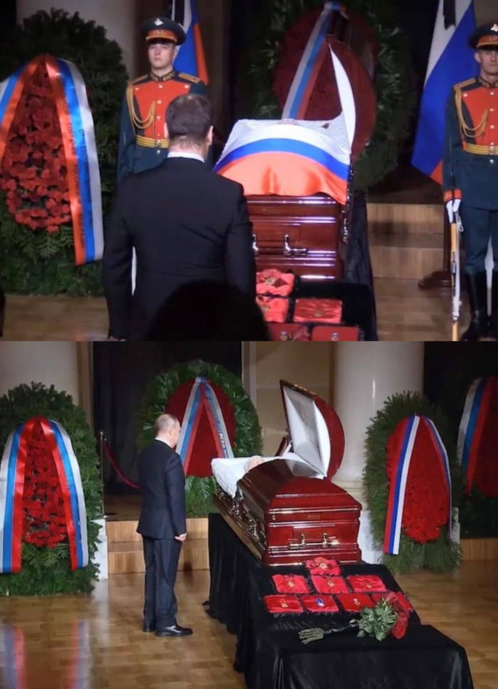 Honor guards disappear, when it's Putin's turn to pay respects to dead Zhirinovskiy