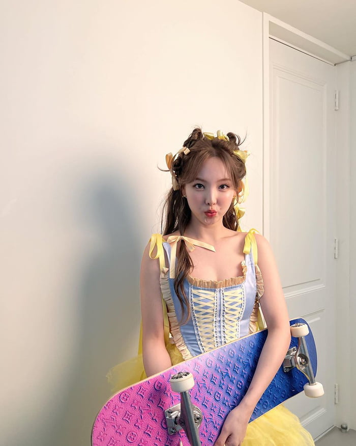 Photo : Nayeon