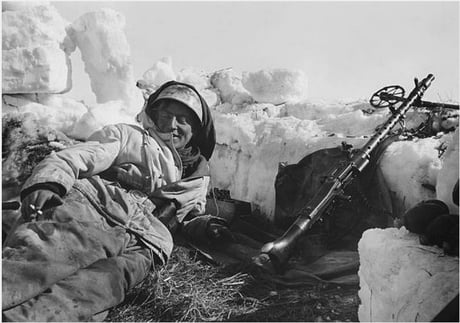 Details about   GERSTAL050 German Heer Infantry with MG34 Smoking by First Legion 