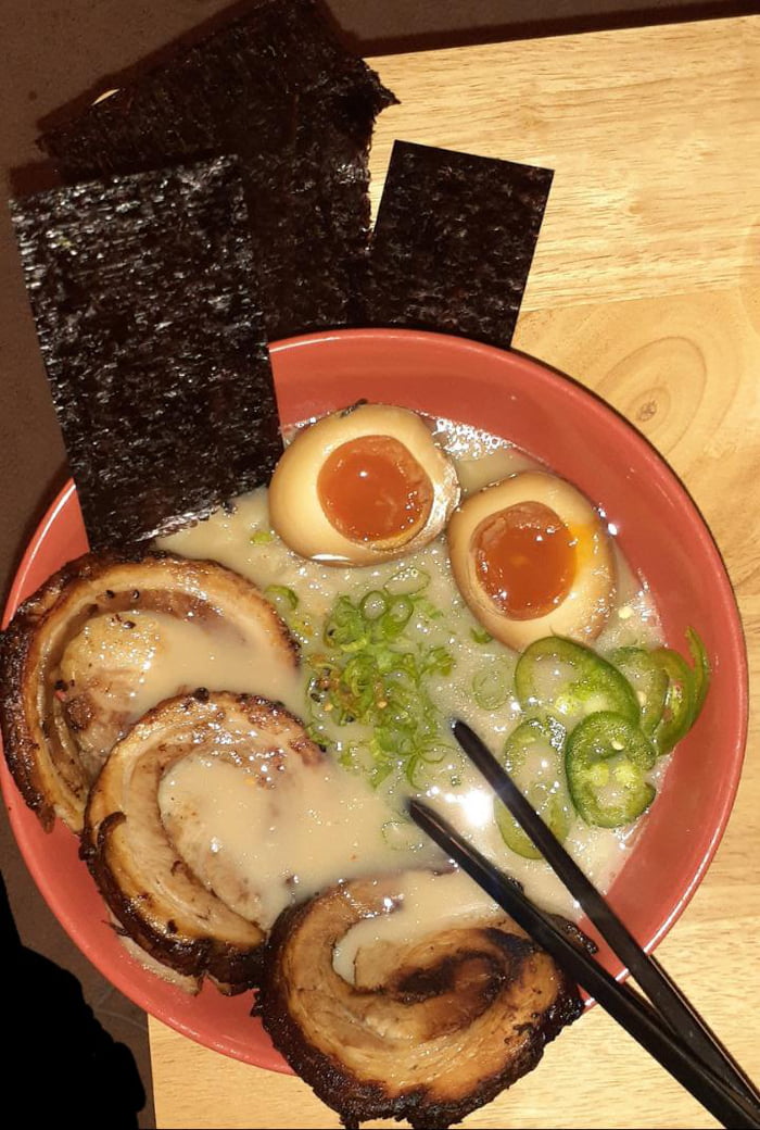 Tonkotsu Ramen With Ajitama Handmade Noodles And Chashu Pork 9gag