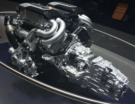 Bugatti Chiron Engine 1500hp 9gag