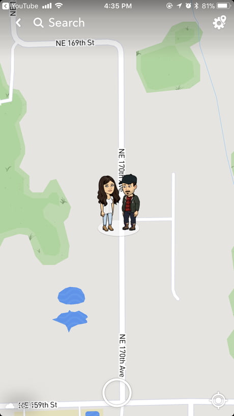 My Bitmoji Is Staring At My Sister S Bitmoji S Chest On The Snap Map 9gag