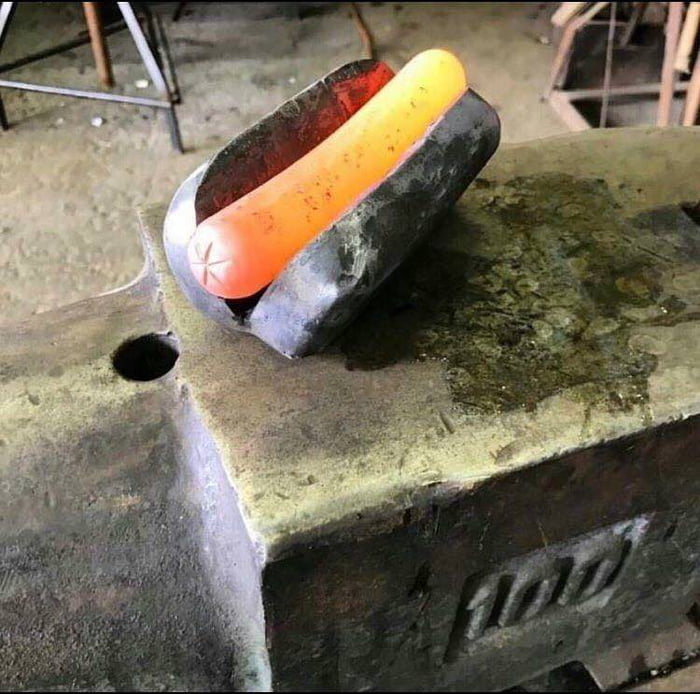 Blacksmith-Hotdog