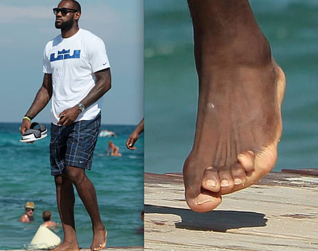 lebrons foot