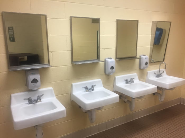 Everything about this bathroom