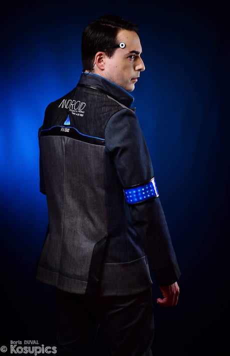 My Connor cosplay from Detroit Become Human. I made my own jacket