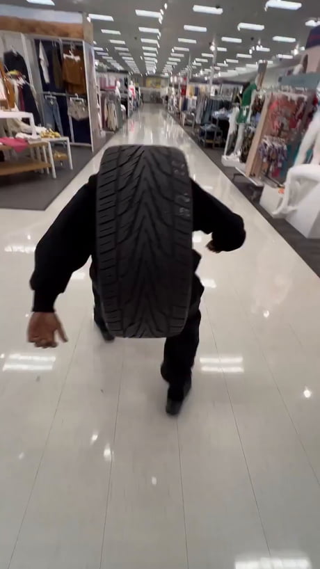 That random worker really got it hard… wtf was he even thinking