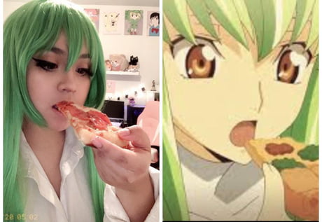 C C Cosplay Real Pizza From Pizza Hut 9gag