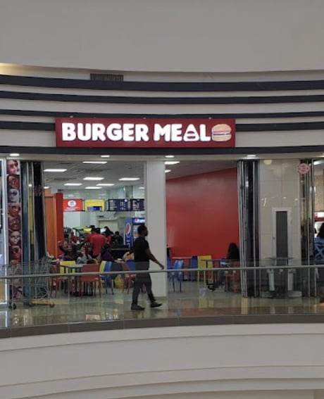 Burger King knock-off in Abuja, Nigeria. - 9GAG