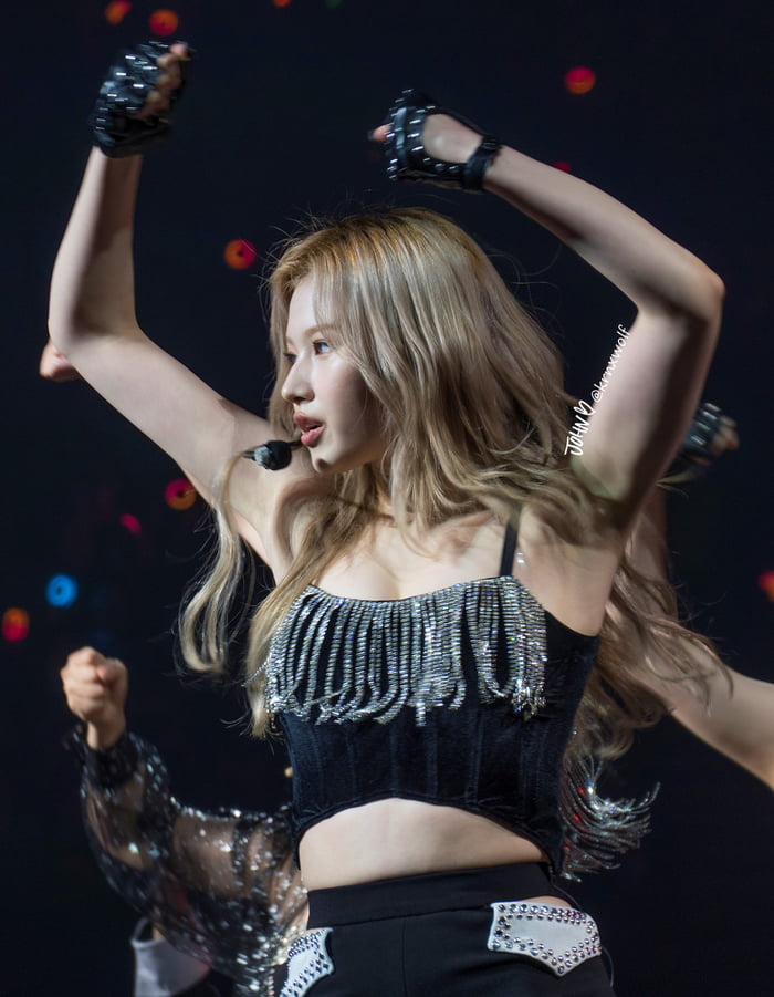 Photo : TWICE - Sana