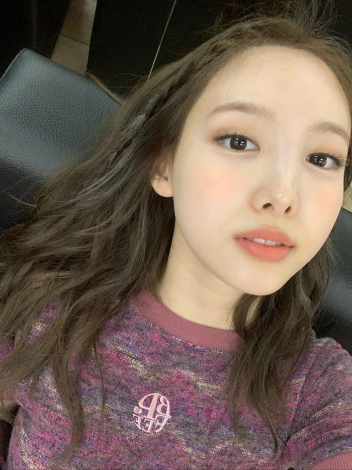 Photo : Nayeon bubble update