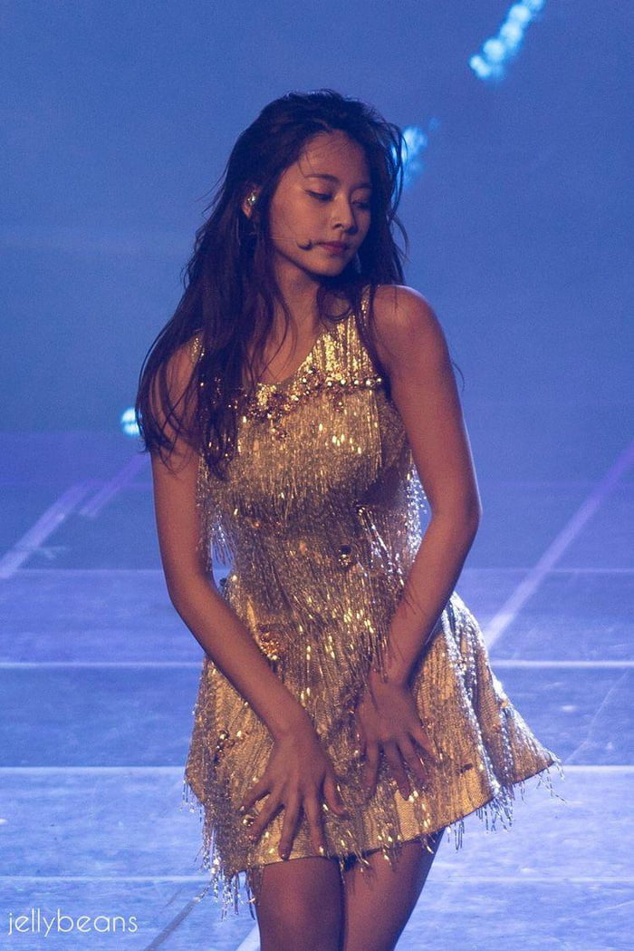 Photo : Breathtaking Tzuyu