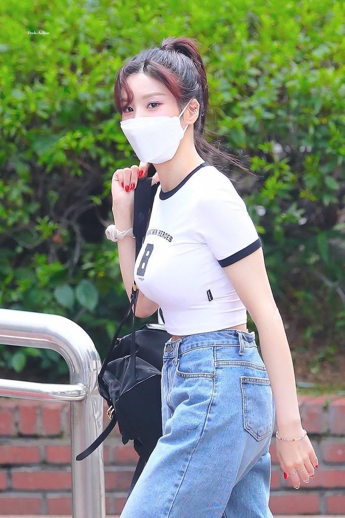 Photo : IZONE - Eunbi