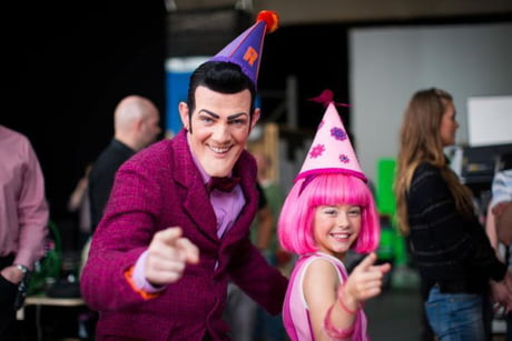 new lazy town chloe lang