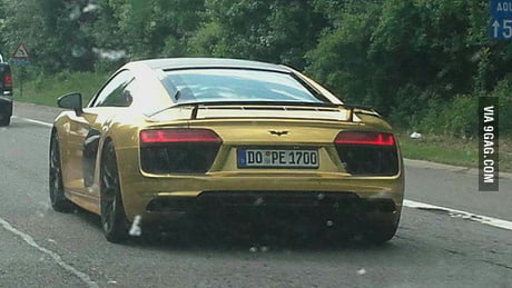 R8 Batman Just saw this today, Audi R8 V10 Batman edition damn - 9GAG