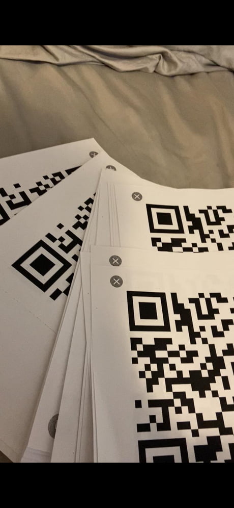 Animated QR Code Rickroll - 9GAG