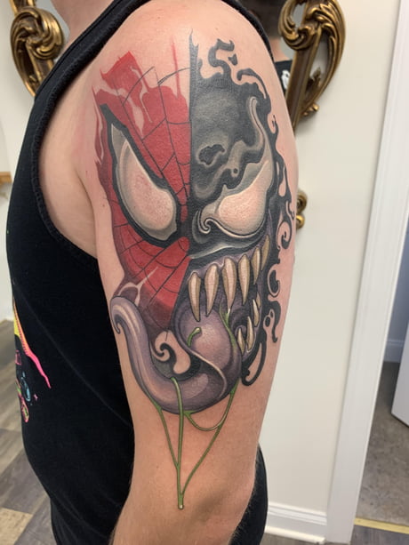Ruin & Rose Tattoo - Classic Venom is one of my all time favorite  characters . Who's yours? #venom #symbiote #villan #comictattoo #marvel  #spiderman #marveltattoo | Facebook