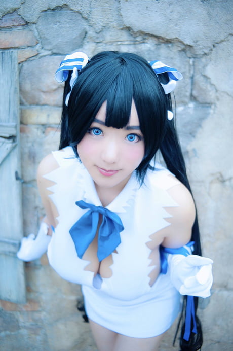 Hestia Cosplay by Kaho Shibuya 9GAG