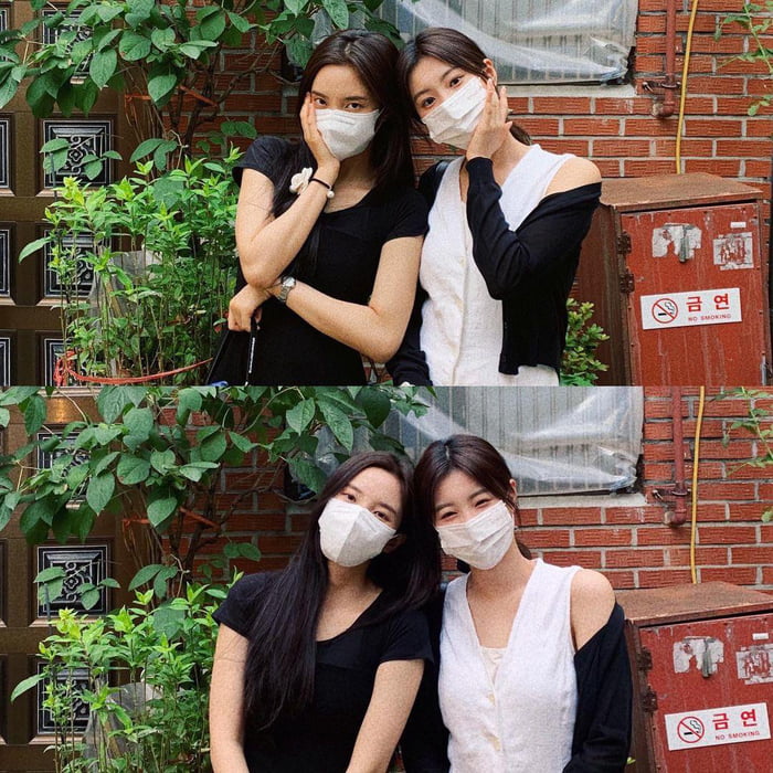 Photo : 210705 Kang Hyewon Instagram Update 3 with Shin Suhyun